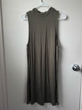 American Eagle size large high neck green dress, so soft and comfy!